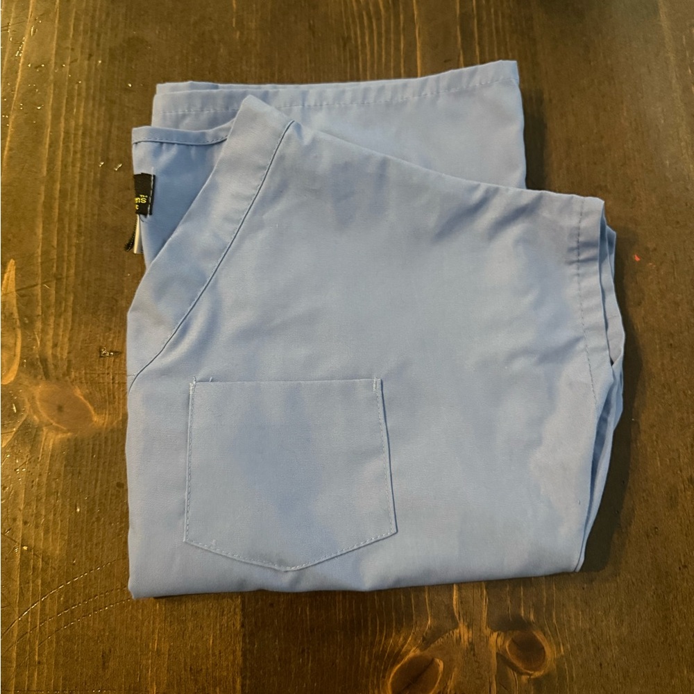 Kids Blue Scrubs, size medium 8-10 - Picture 6 of 10